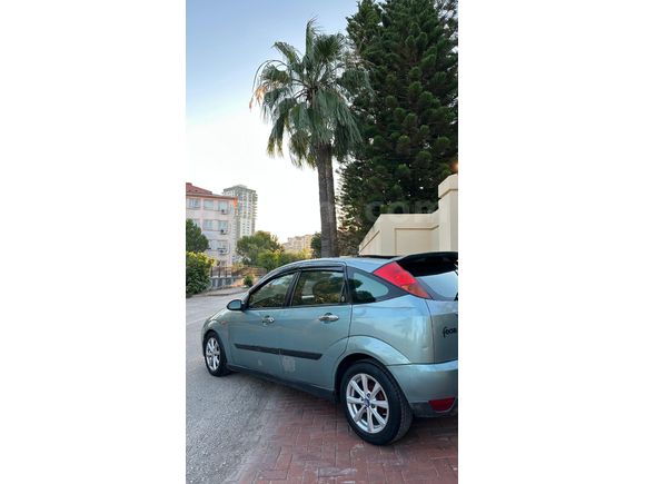Sahibinden Ford Focus 1.6 Ghia 2000 Model