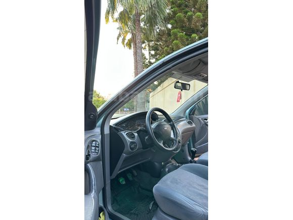 Sahibinden Ford Focus 1.6 Ghia 2000 Model