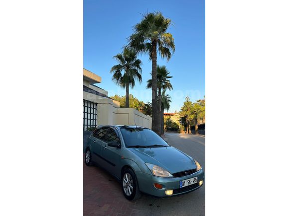 Sahibinden Ford Focus 1.6 Ghia 2000 Model