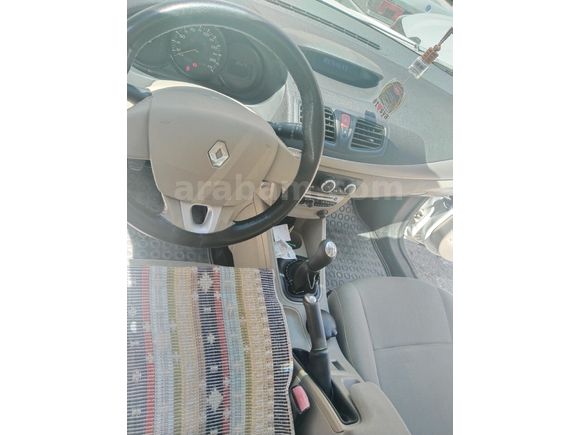 Sahibinden Renault Fluence 1.6 Extreme 2011 Model İstanbul 149.000 km Beyaz