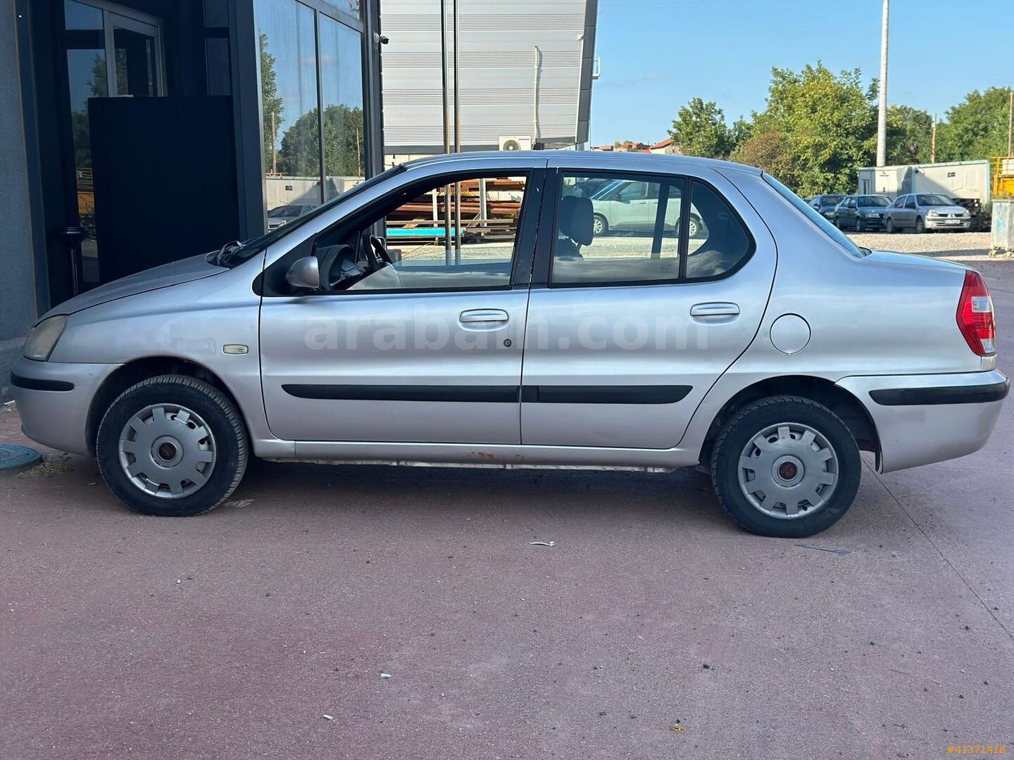 Galeriden Tata Indigo 1.4 TDI Trend 2006 Model Kocaeli 220.000 km Gri 3