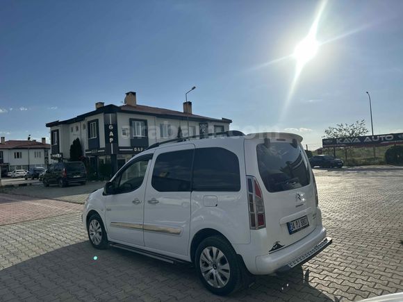 BOYASIZ HATASIZ  Citroen Berlingo 1.6 HDi Multispace 2016 Model Van