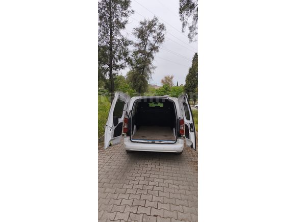 Sahibinden Opel Combo 1.5 CDTI Excellence 2023 Model 