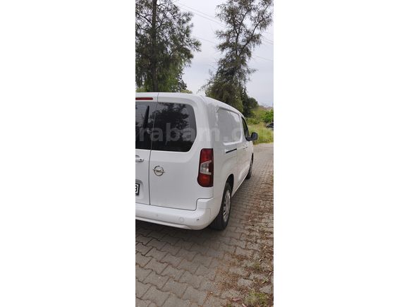 Sahibinden Opel Combo 1.5 CDTI Excellence 2023 Model 