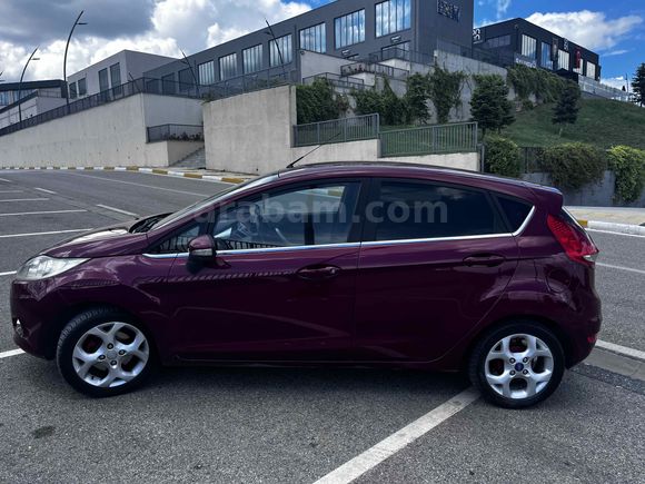 Sahibinden Ford Fiesta 1.4 Titanium 2011 Model 