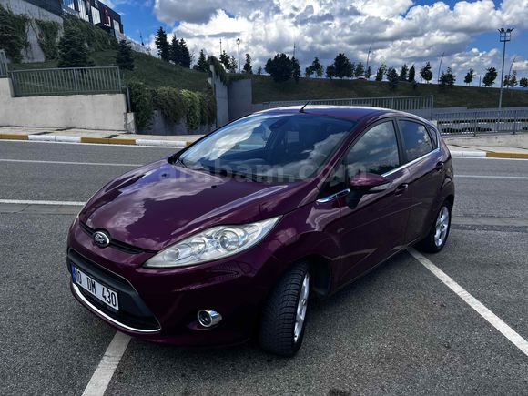 Sahibinden Ford Fiesta 1.4 Titanium 2011 Model 