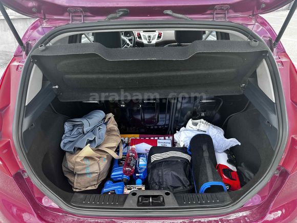 Sahibinden Ford Fiesta 1.4 Titanium 2011 Model 