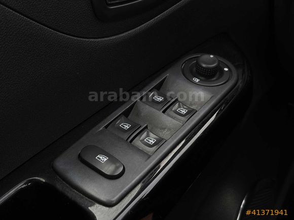 2017 CAPTUR İCON 1.5 DCİ OTOMATİK VİTES 162000 KM.SERVİS BAKIMLI