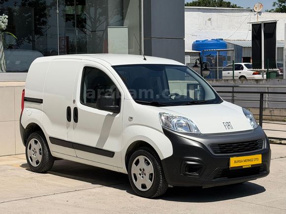 BURSA MERKEZ OTOMOTİV 2023 MODEL FİAT FİORİNO PANELVAN 60 BİN %20 FATURALI 