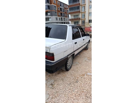 Sahibinden Renault R 9 1.4 Broadway 1995 Model