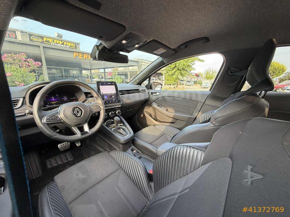 2024 Clio Esprit Alpine X-Tronic | 14 Bin KM |