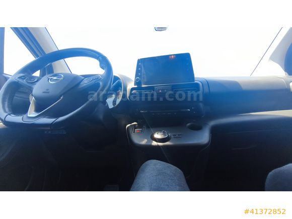 OPEL COMBO LİFE - SERVİS BAKIMLI - DÜŞÜK KM