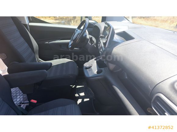 OPEL COMBO LİFE - SERVİS BAKIMLI - DÜŞÜK KM