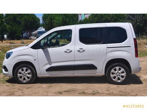 OPEL COMBO LİFE - SERVİS BAKIMLI - DÜŞÜK KM