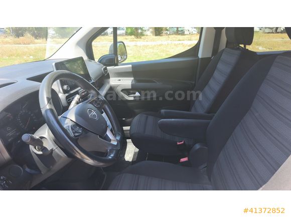 OPEL COMBO LİFE - SERVİS BAKIMLI - DÜŞÜK KM