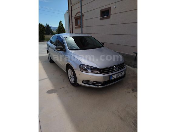 Sahibinden Volkswagen Passat 1.6 TDi BlueMotion Comfortline 2011 Model  290.000 km Gri (Gümüş)
