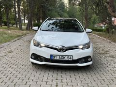 Sahibinden Toyota Auris 1.6 Advance Skypack 2015 Model 