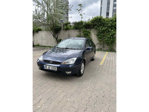 Sahibinden Ford Focus 1.6 Ghia 2004 Model 