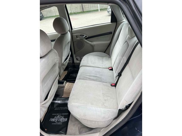 Sahibinden Ford Focus 1.6 Ghia 2004 Model 