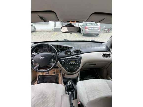 Sahibinden Ford Focus 1.6 Ghia 2004 Model 