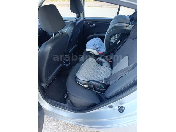 Sahibinden Hyundai i10 1.1 Select 2009 Model