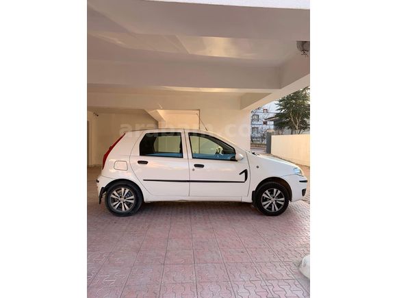 Sahibinden Fiat Punto 1.4 Dynamic 2004 Model