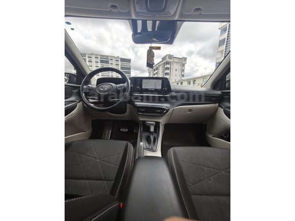 Sahibinden Hyundai Bayon 1.4 MPI Elite 2021 Model  70.000 km Gri