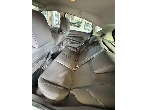 Şase airbag  orijinal 160 binde Ford fiesta 