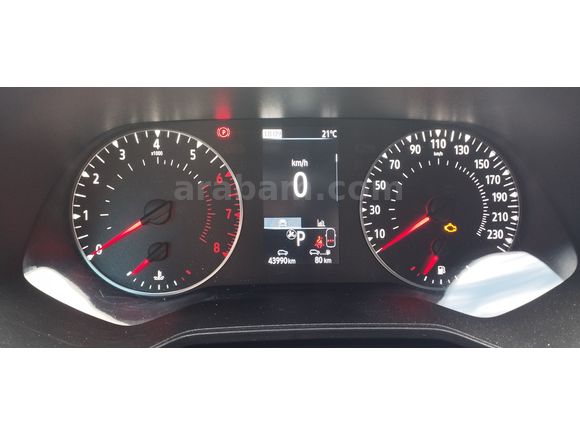 Sahibinden Renault Clio 1.0 TCe Joy 2023 Model 