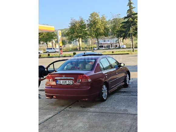 Sahibinden Honda Civic 1.6i VTEC ES 2004 Model