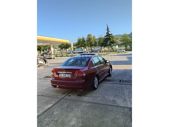 Sahibinden Honda Civic 1.6i VTEC ES 2004 Model
