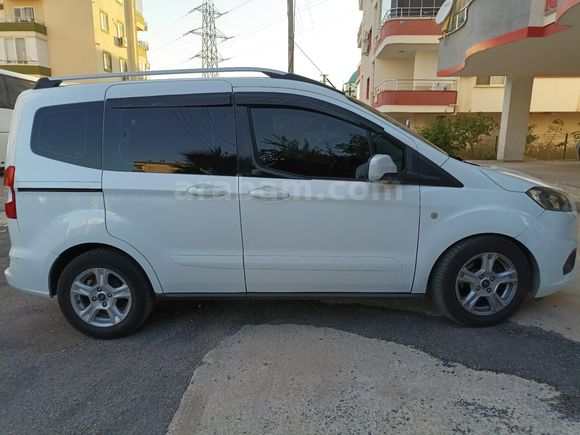 Sahibinden OTOMOBİL RUHSATLI Ford Tourneo Courier 1.5 TDCi Delux 2020 Model