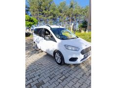Sahibinden Ford Tourneo Courier 1.5 TDCi Titanium 2021 Model  144.000 km Beyaz