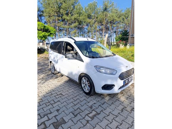 Sahibinden Ford Tourneo Courier 1.5 TDCi Titanium 2021 Model  144.000 km Beyaz