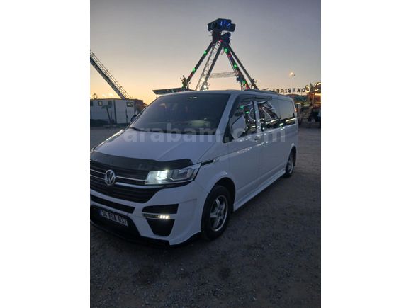 Sahibinden Volkswagen Transporter 2.0 TDI Camlı Van 2022 Model