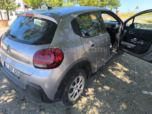 Sahibinden Citroen C3 1.2 PureTech Feel 2022 Model 