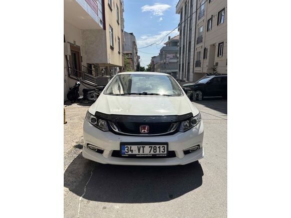Sahibinden Honda Civic 1.6i VTEC Eco Premium 2014 Model 