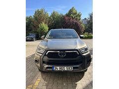 Sahibinden Toyota Hilux 2.4 D-4D 4x4 Invincible 2023 Model 