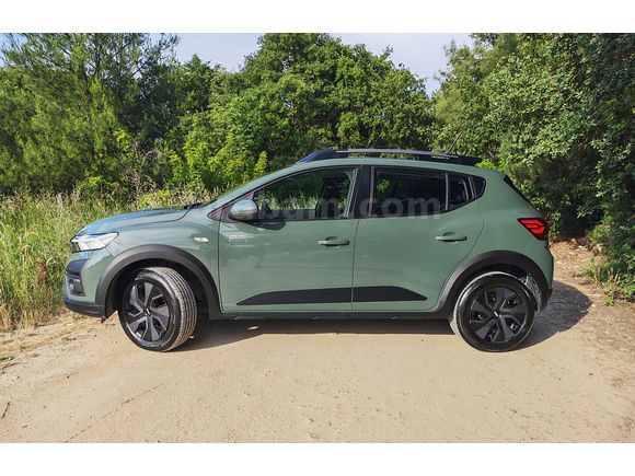 2025 DACİA SANDERO STEPWAY GSR2 SIFIR GİBİ İLK SAHİBİNDEN