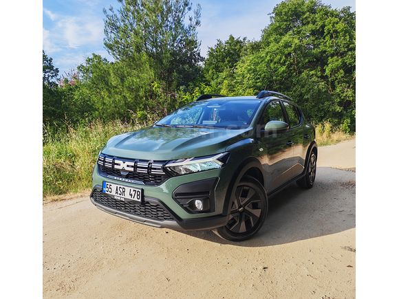 2025 DACİA SANDERO STEPWAY GSR2 SIFIR GİBİ İLK SAHİBİNDEN