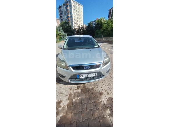 Sahibinden 2011 model Ford Focus 1.6 Titanium  paket