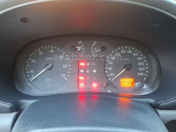 Sahibinden Renault Clio 1.4 RNA 2000 Model