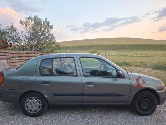 Sahibinden Renault Clio 1.4 RNA 2000 Model