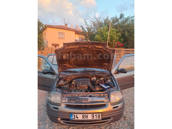 Sahibinden Renault Clio 1.4 RNA 2000 Model