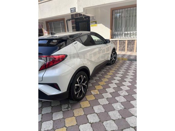 Sahibinden Toyota Prius 1.8 2017 Model 