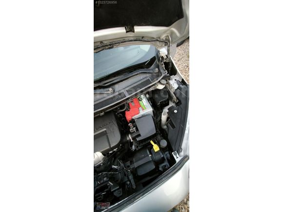 2017 Courier Titanium Plus 1.6 TDCİ Ağır HASARLI 99.750 Km