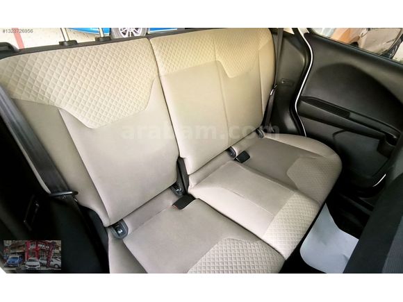 2017 Courier Titanium Plus 1.6 TDCİ Ağır HASARLI 99.750 Km