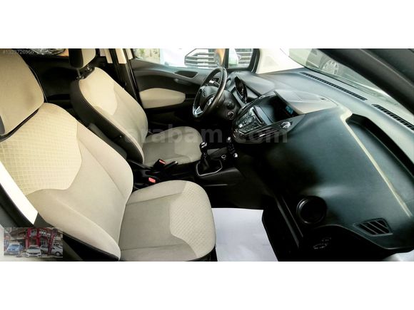 2017 Courier Titanium Plus 1.6 TDCİ Ağır HASARLI 99.750 Km