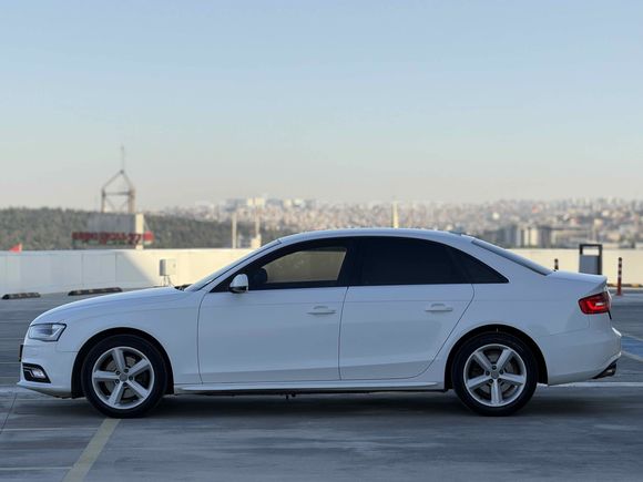 EMİNOĞLU - 2012 AUDİ A4 LİMOUSİNE 177HP ÇİZİKSİZZ HATASIZ MULTİTRONİC 8 İLERİ