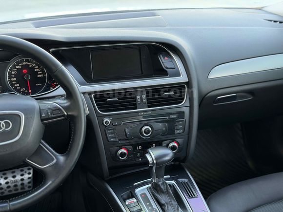 EMİNOĞLU - 2012 AUDİ A4 LİMOUSİNE 177HP ÇİZİKSİZZ HATASIZ MULTİTRONİC 8 İLERİ